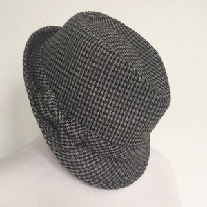 Nicole Marciano Black and Gray Houndstooth Fedora